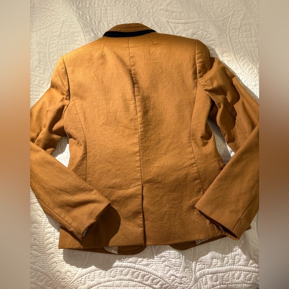 J Crew 100% Wool Blazer Schoolboy Warm Camel Tan design buttons Women’s Size 2 - Picture 10 of 12